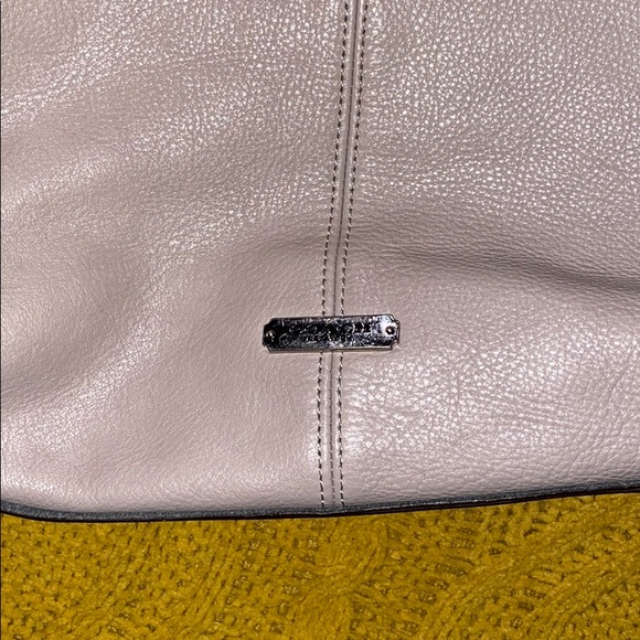 coach purse! - Picture 2 of 7